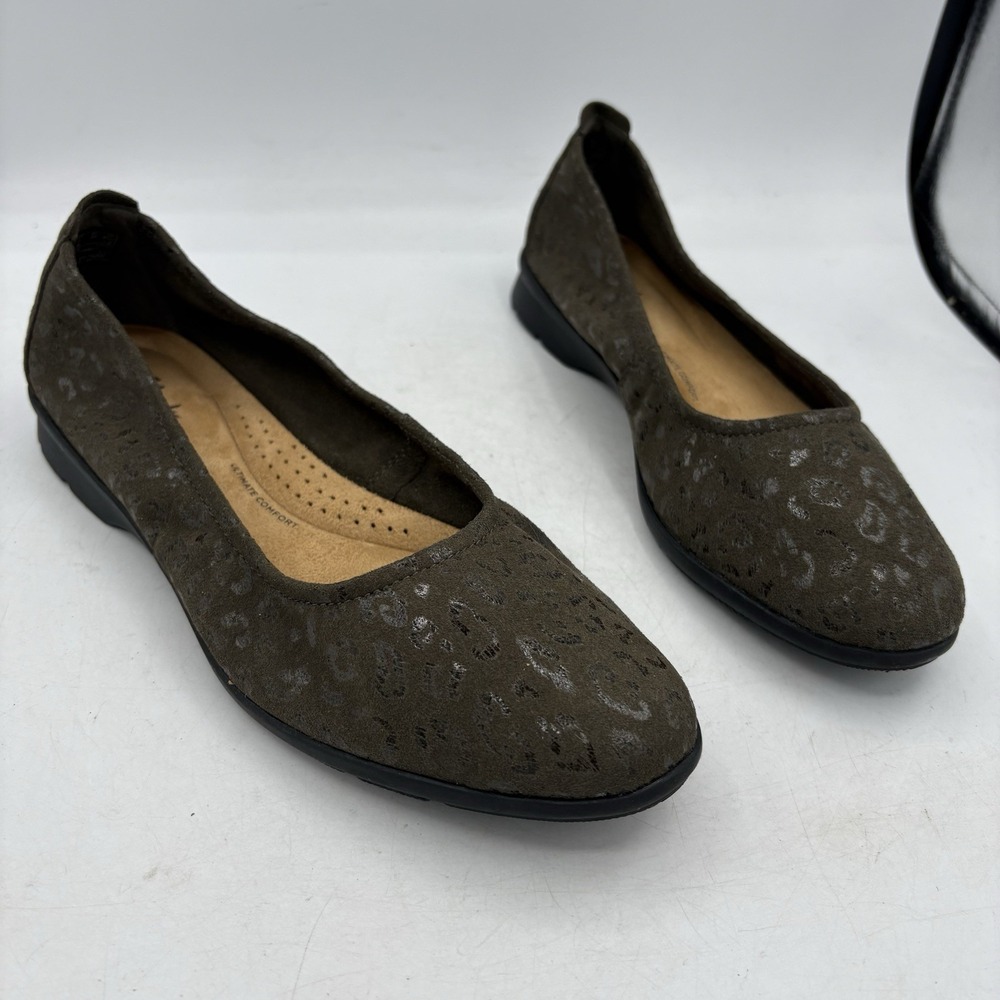 Clarks Shoes Size 9 M Jenette Ease Flat Olive Green Cheetah Leopard Print